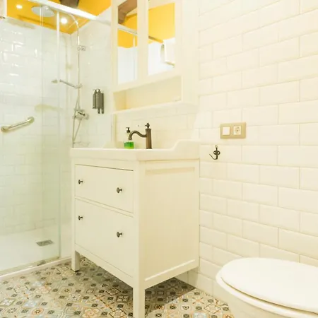 Apartment A Un Paso De La Catedral By Ap *